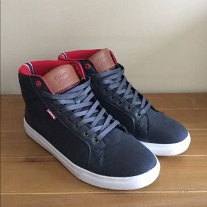 Levi’s Mid-Top Casual Dress Shoe